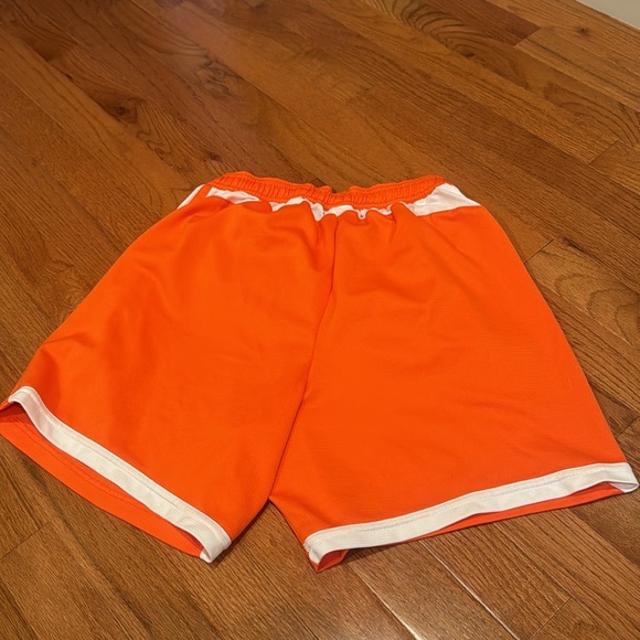 Short - Picture 2 of 3